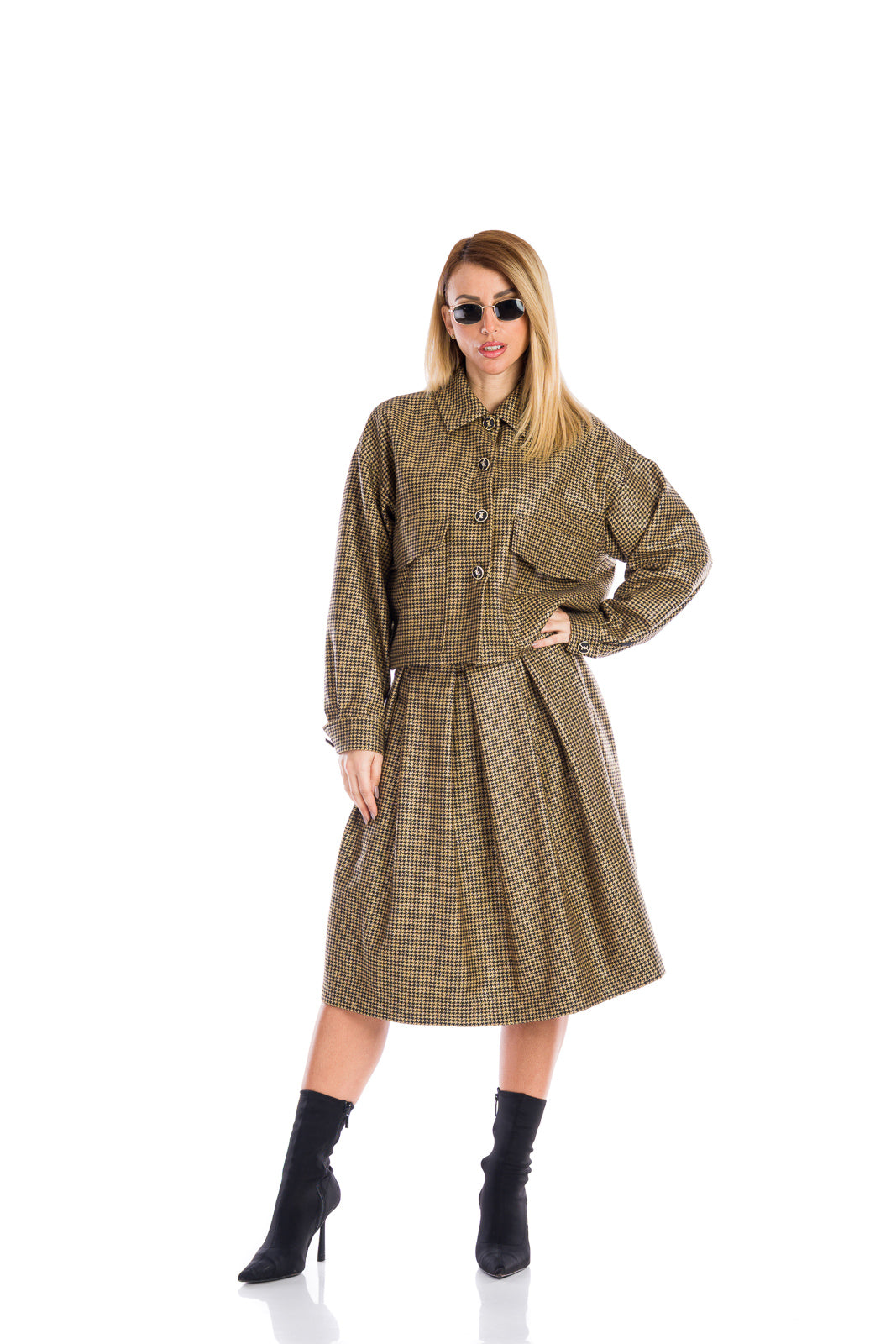 Middle-length skirt in Golden pepita Middle-length skirt in Golden pepita