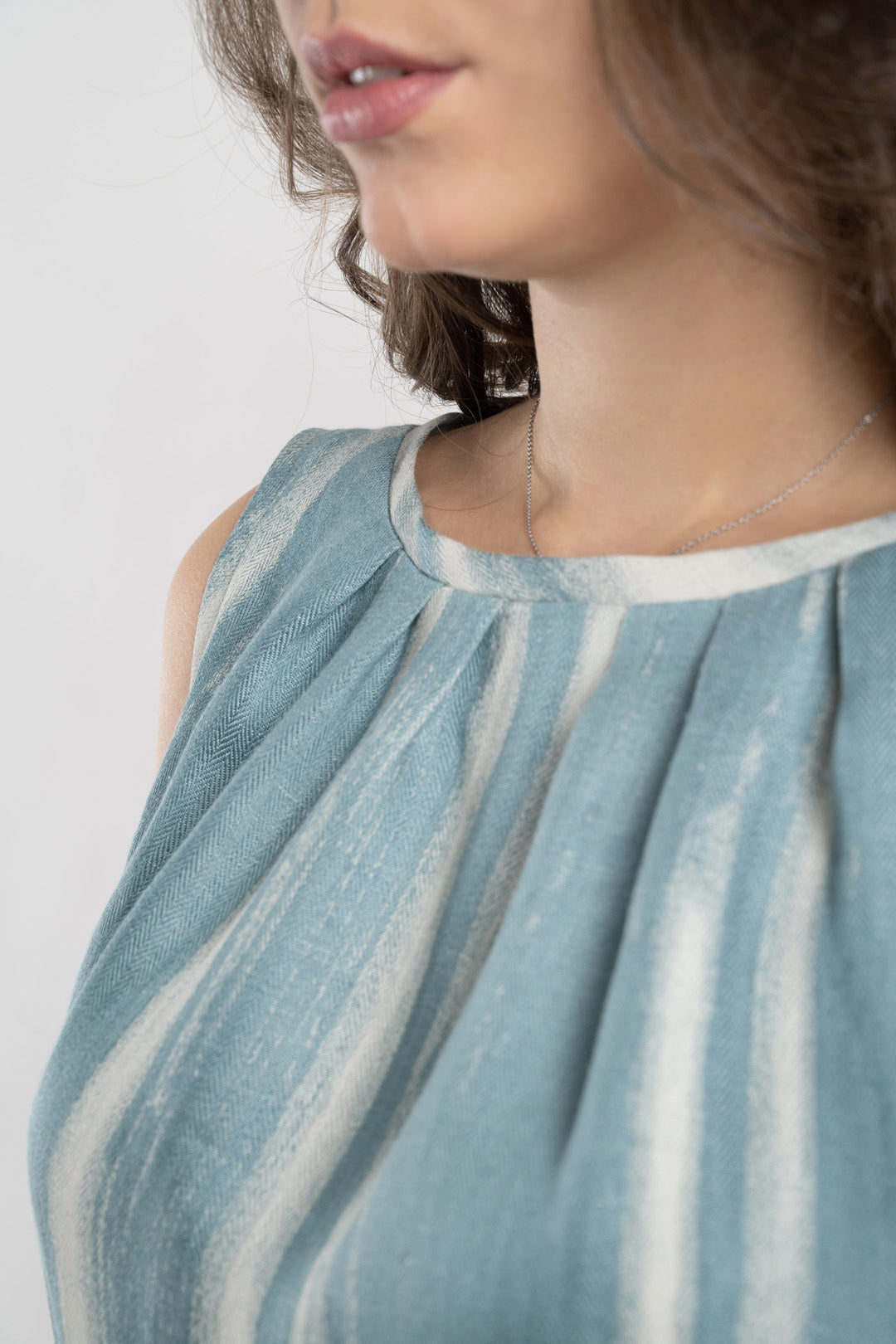 Dress with 5 folds Dress with 5 folds