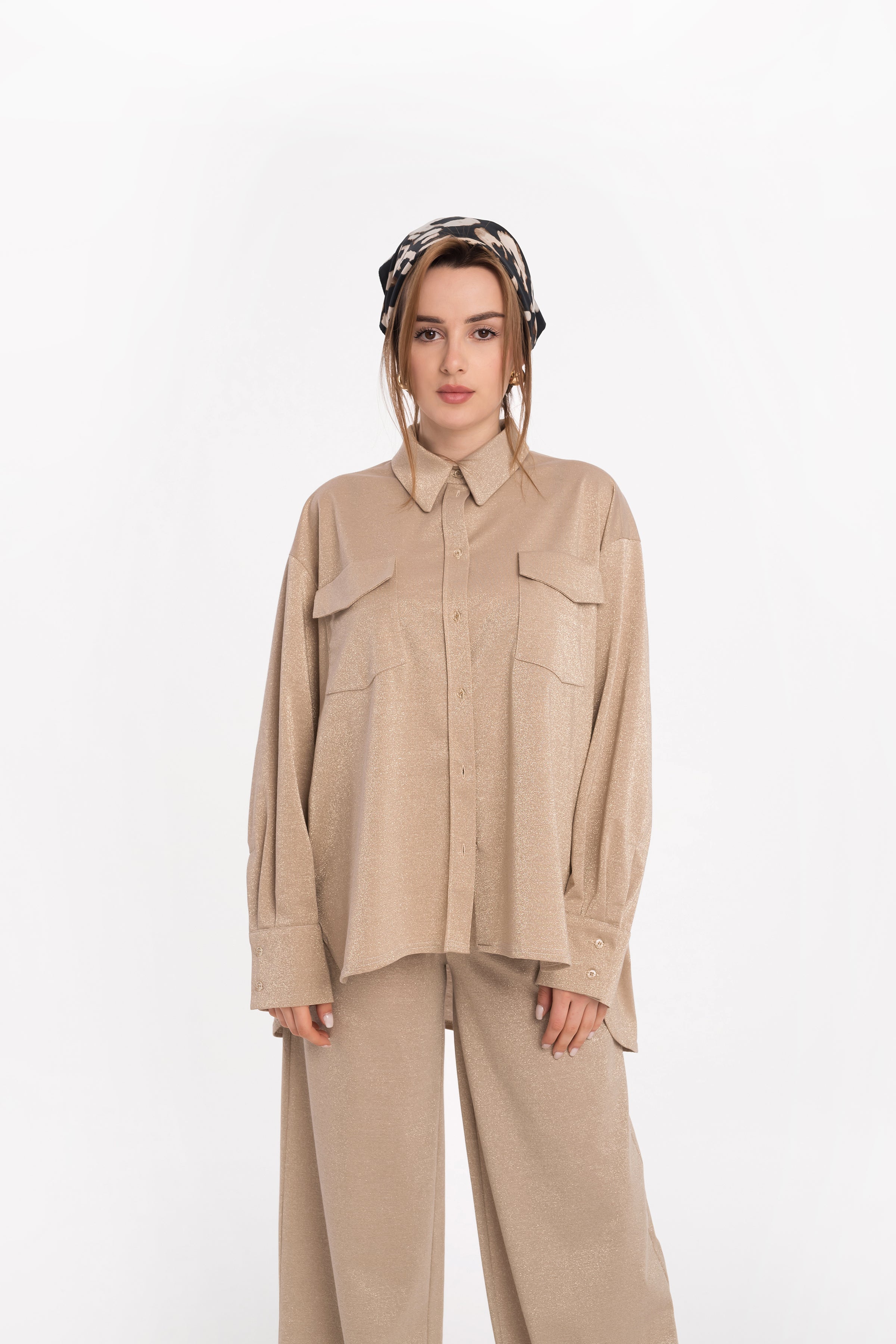 Loose shirt with long sleeves in golden cotton Loose shirt with long sleeves in golden cotton