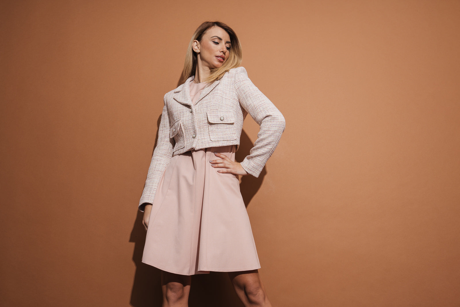 Short-cut jacket in pink boucle Short-cut jacket in pink boucle