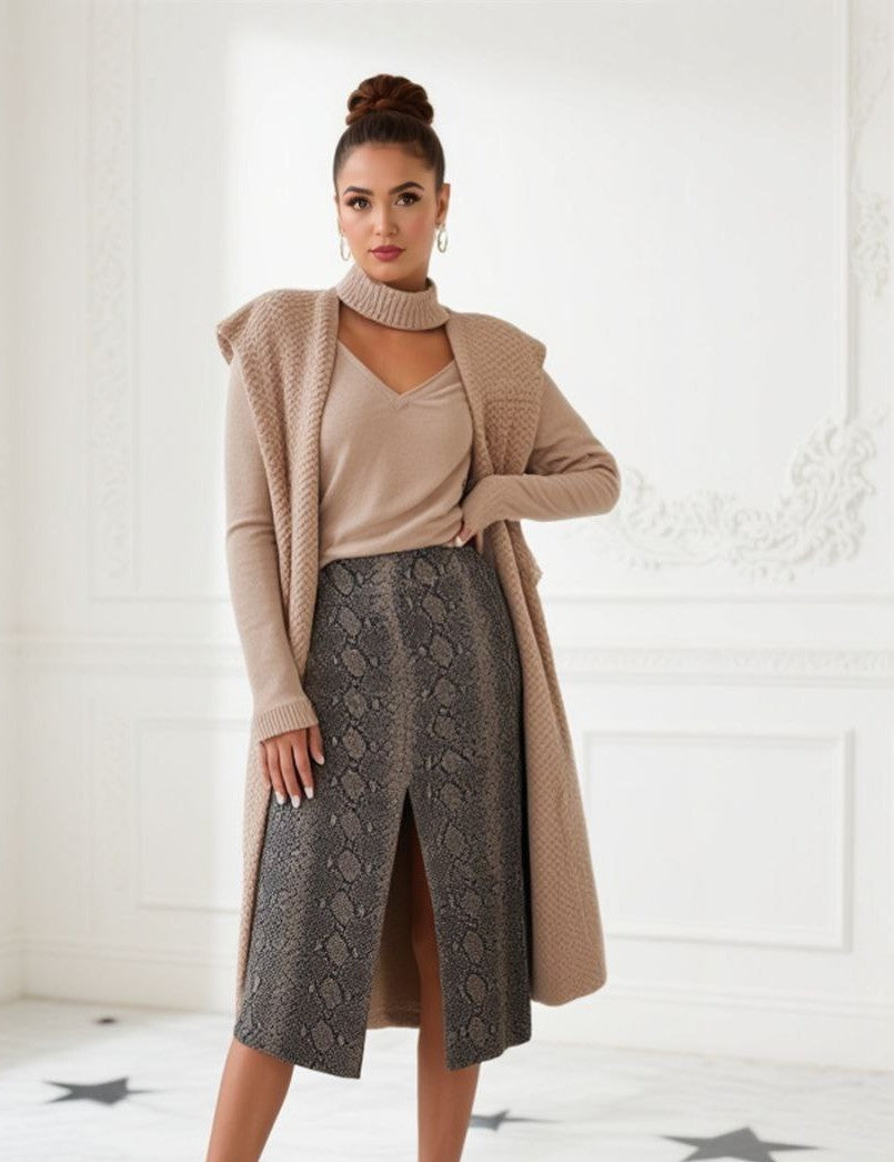 Пола в елегантен стил с животнксиии принт Пола в елегантен стил с животнксиии принт