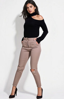Khaki pants – Front view – Silvy Rowson