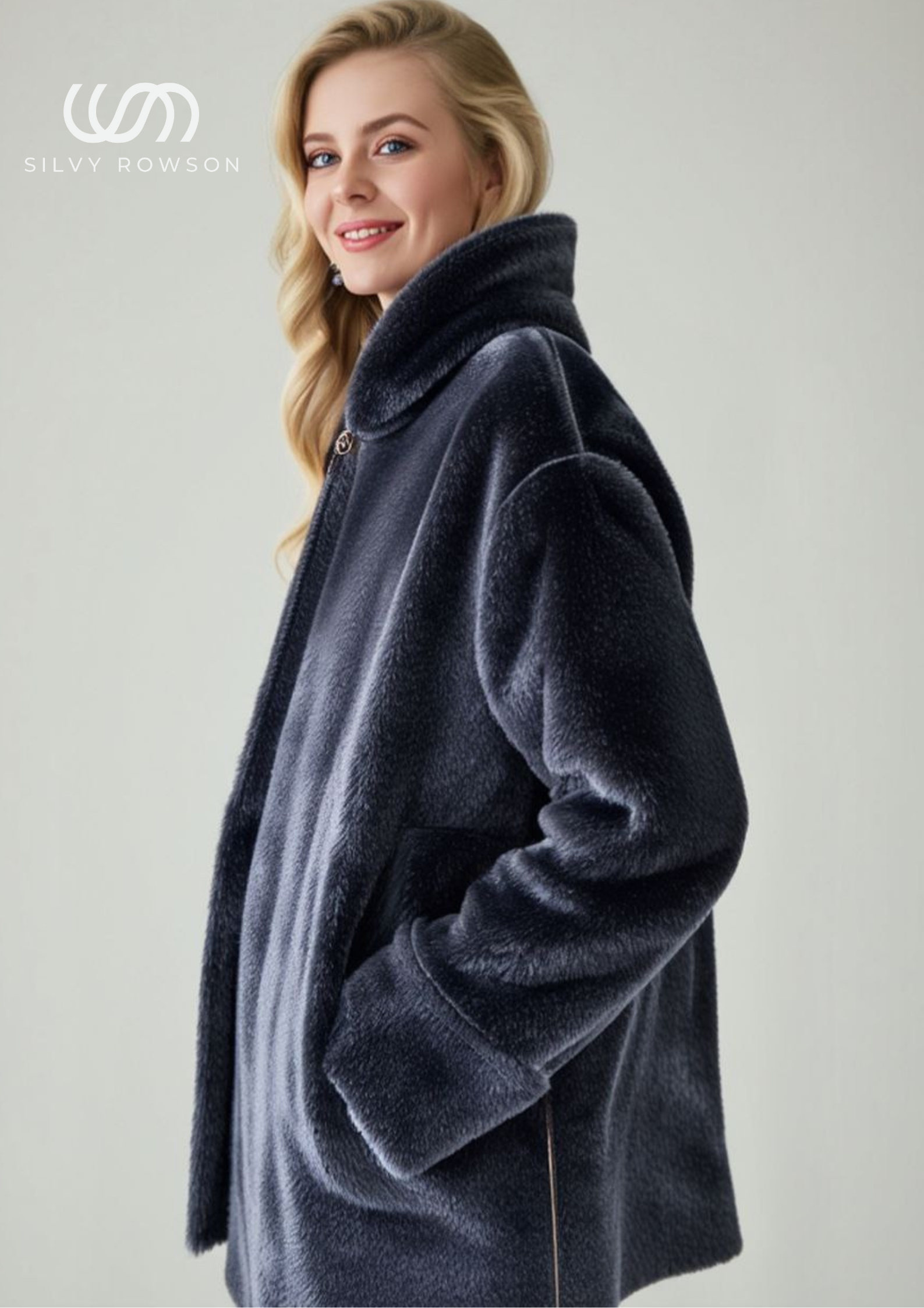 Bell coat with a large hood Bell coat with a large hood