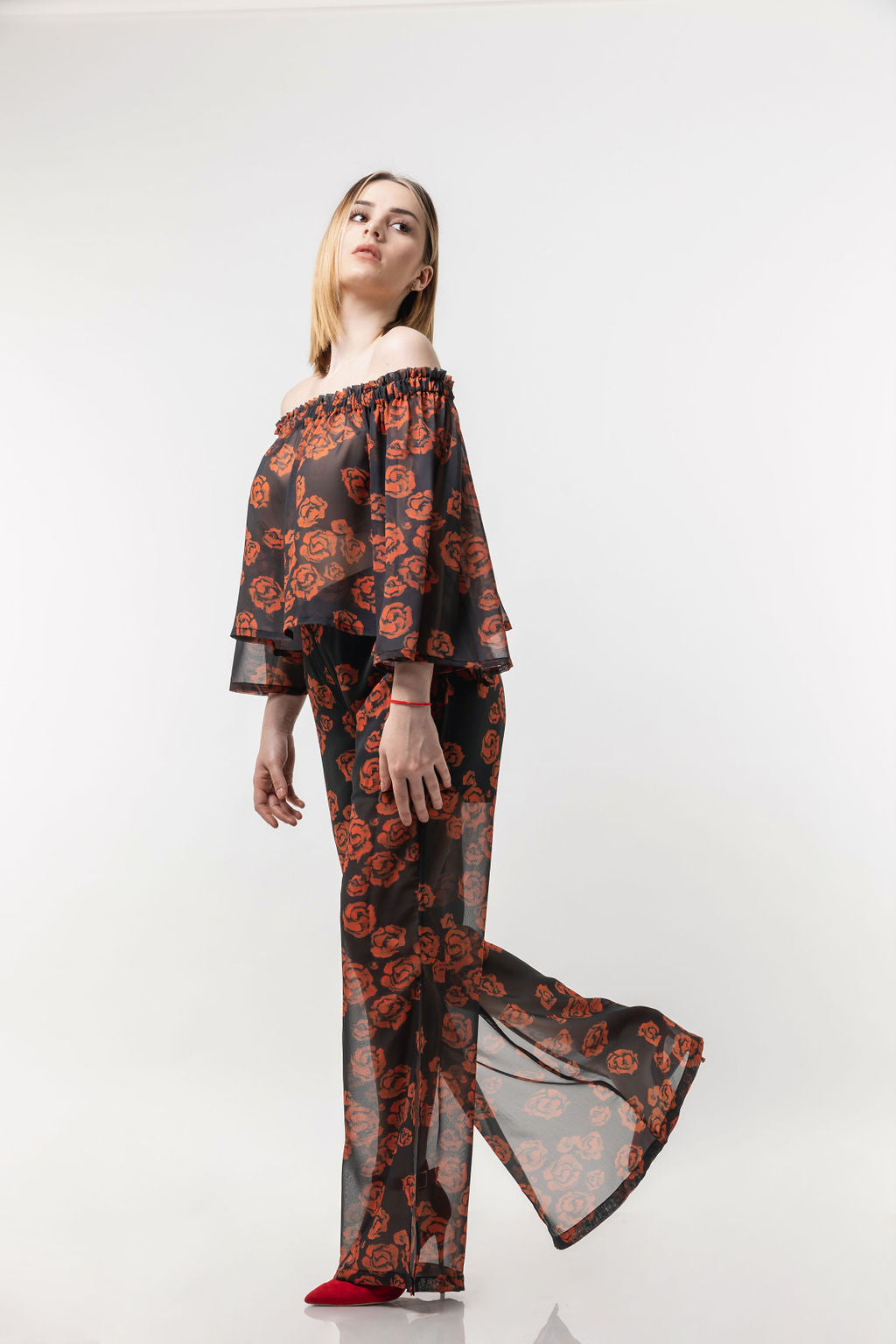Chiffon pants black mesh with roses Chiffon pants black mesh with roses