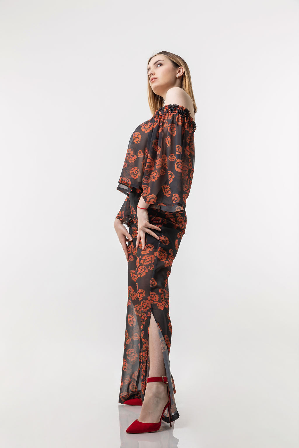 Chiffon pants black mesh with roses Chiffon pants black mesh with roses