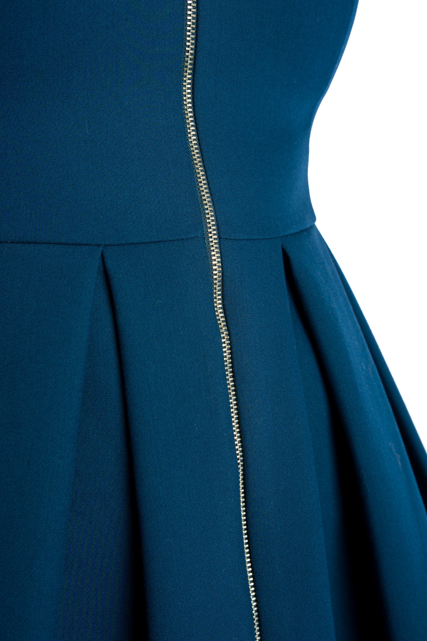 Sleeveless blue dress Sleeveless blue dress – Fabric detail – Silvy Rowson