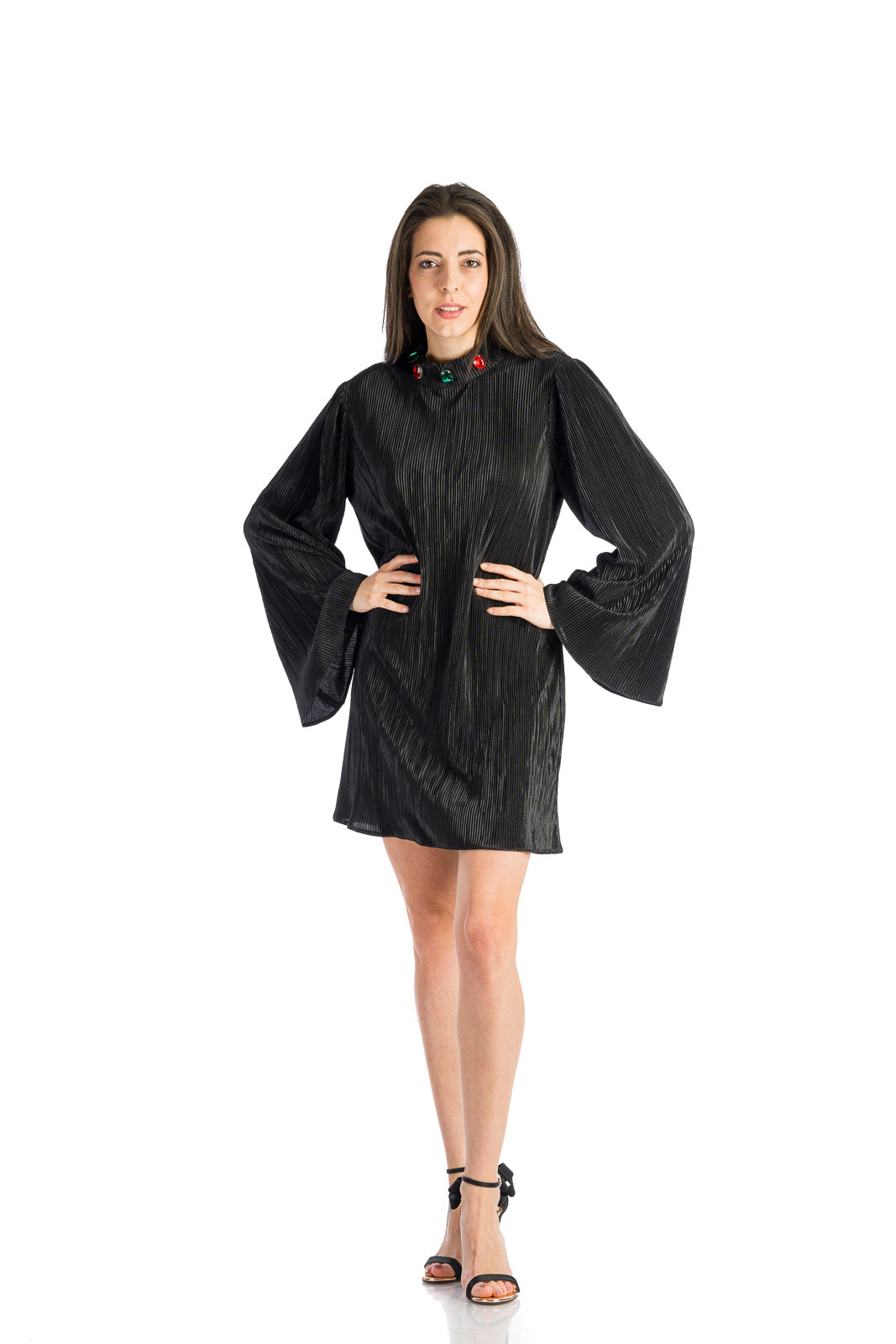 Рокля Solei в черно с плисета Рокля Solei в черно с плисета