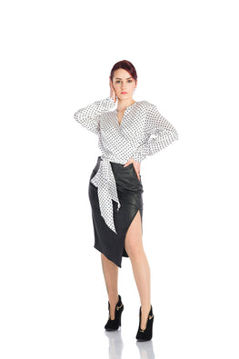 Wide slit skirt