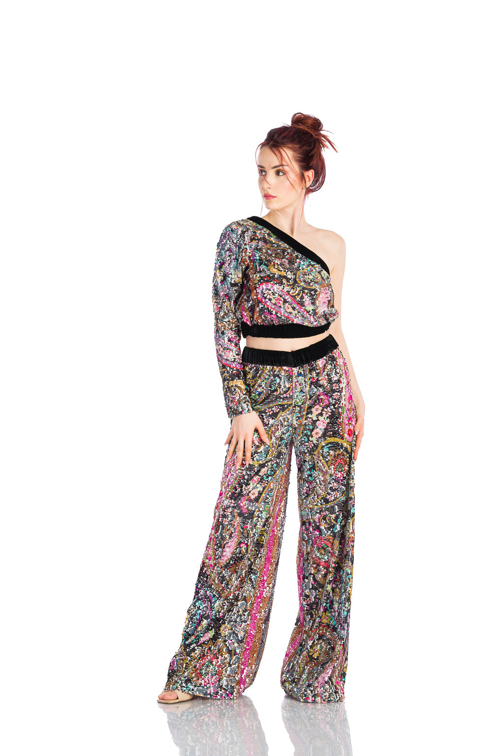 Панталон с широк крачол в цветни пайети Панталон с широк крачол в цветни пайети