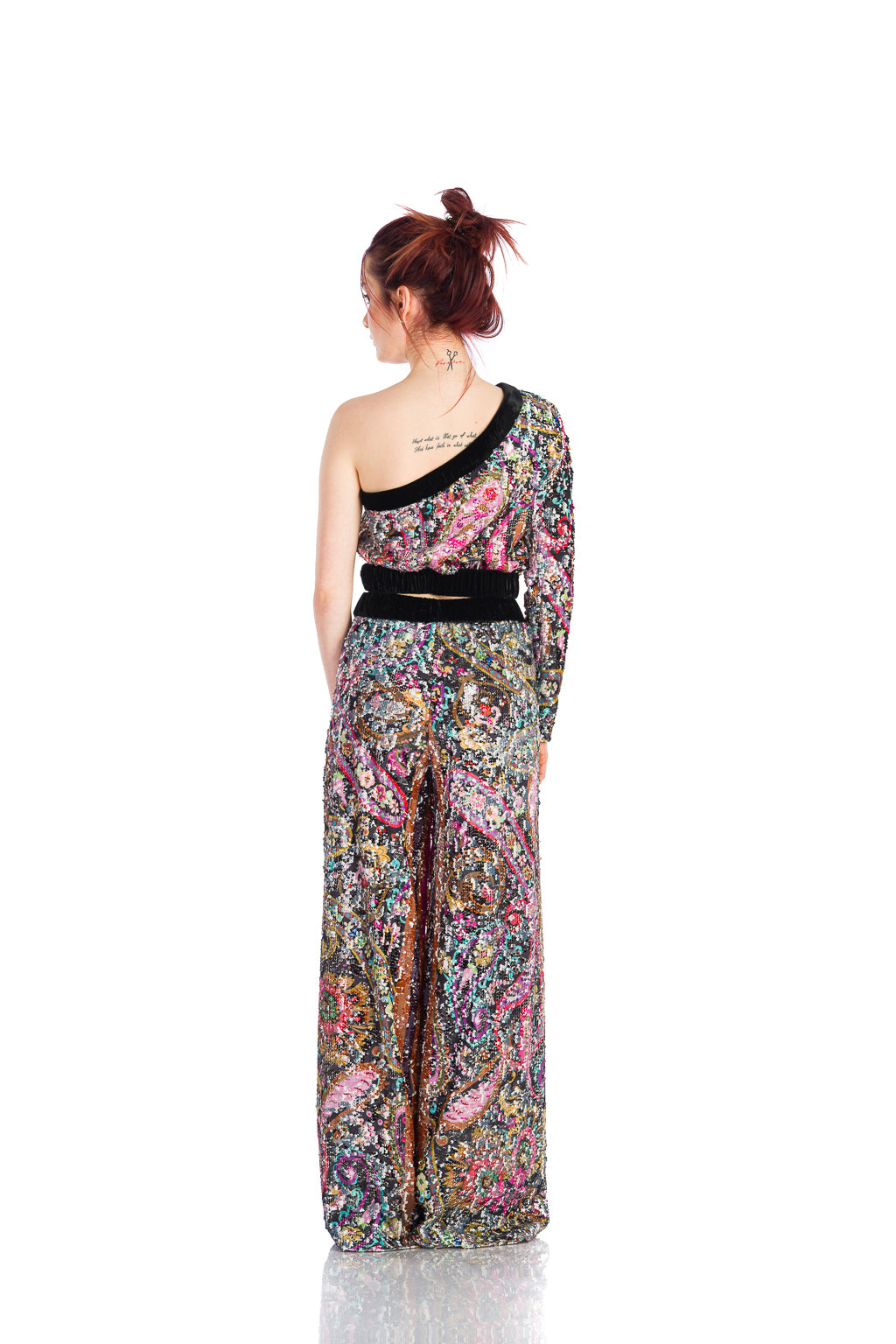 Панталон с широк крачол в цветни пайети Панталон с широк крачол в цветни пайети