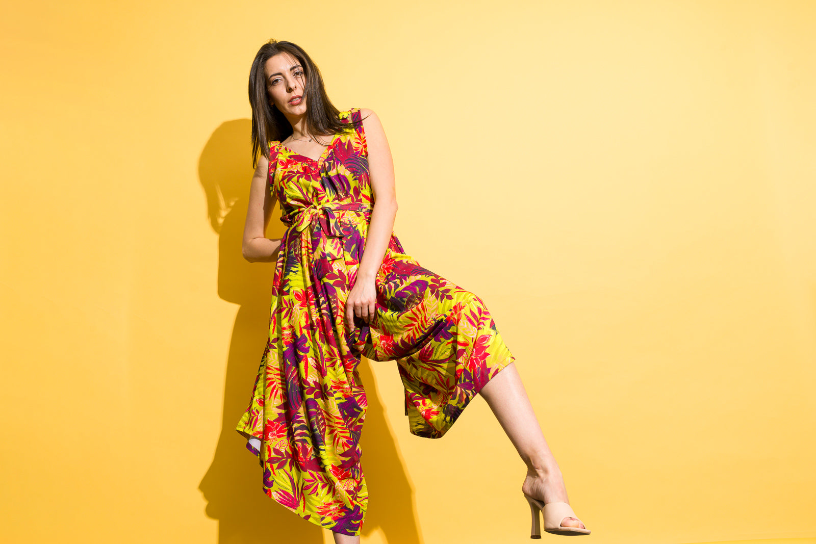Jumpsuit in tropical print Jumpsuit in tropical print