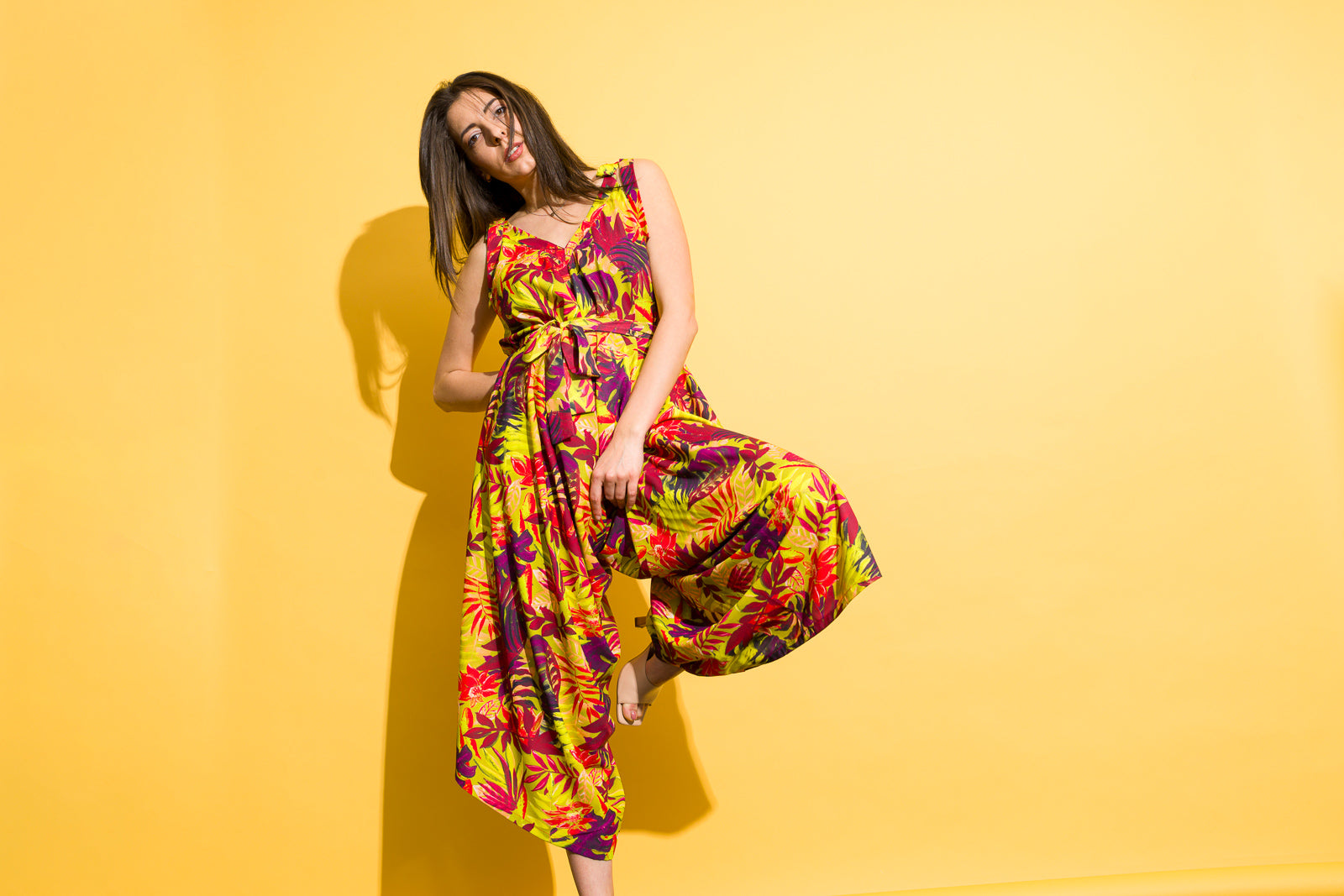 Jumpsuit in tropical print Jumpsuit in tropical print
