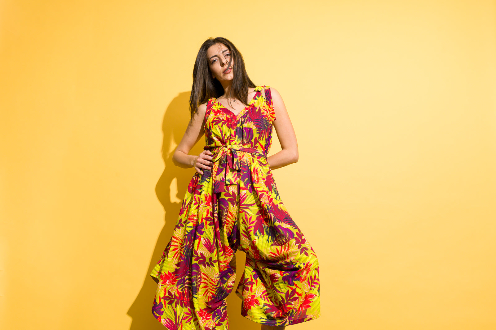 Jumpsuit in tropical print Jumpsuit in tropical print