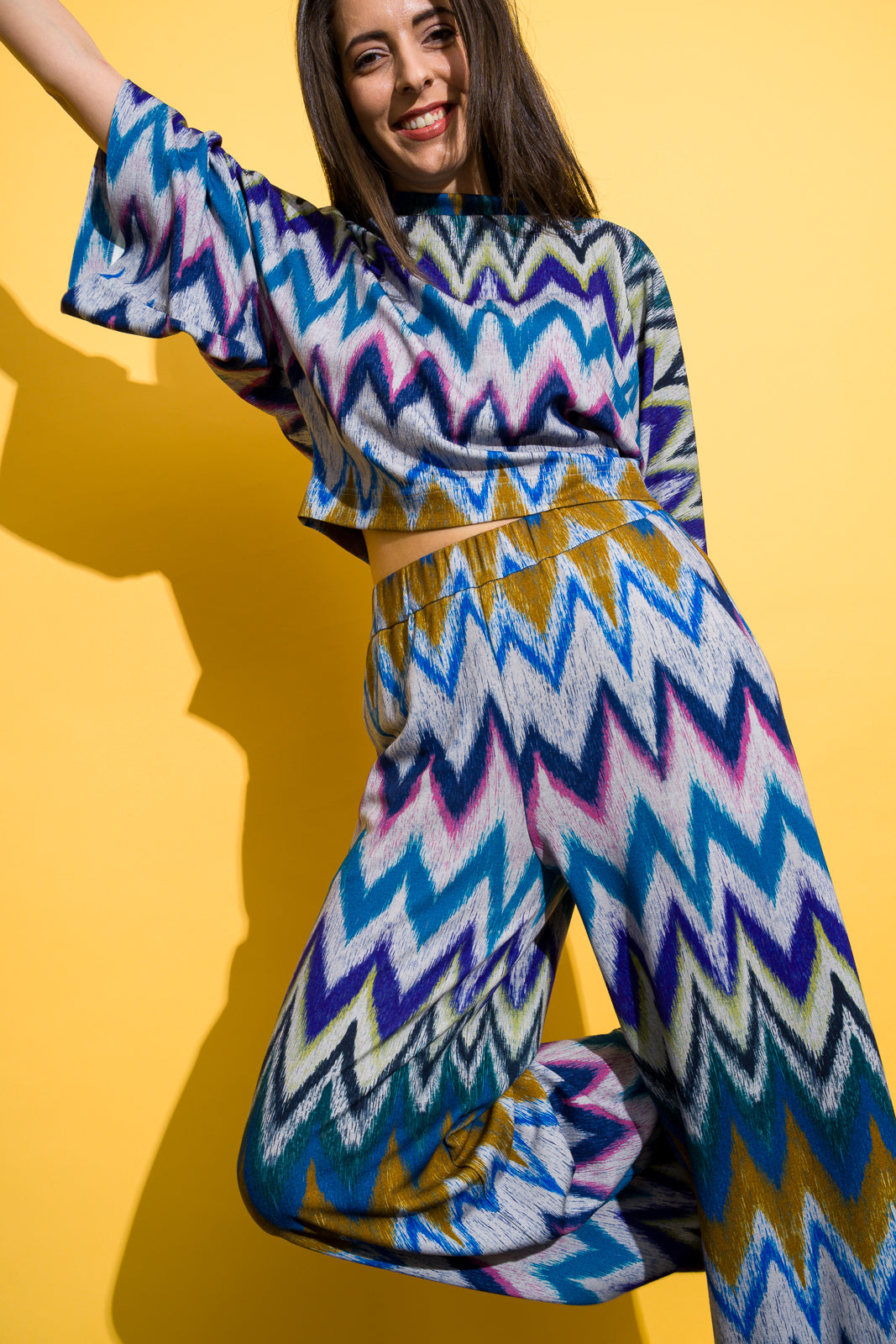 Colourful pants with a loose design Colourful pants with a loose design