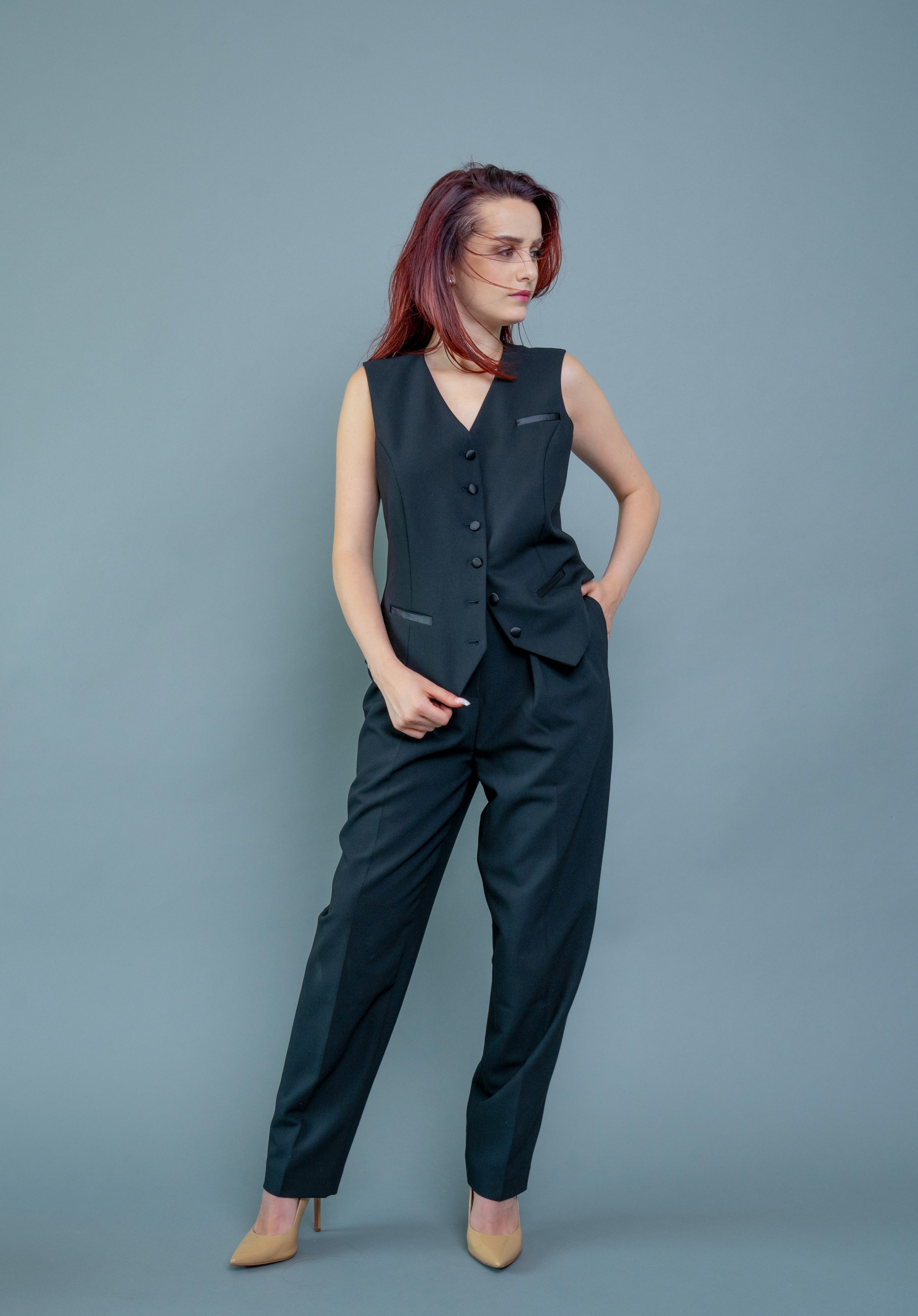 Short vest in black Short vest in black
