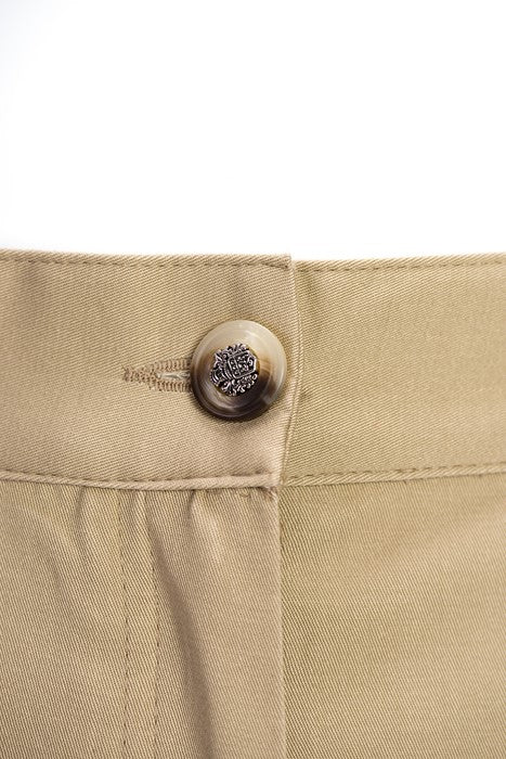 Cargo pants with detachable legs Cargo pants with detachable legs
