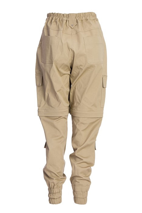 Cargo pants with detachable legs Cargo pants with detachable legs