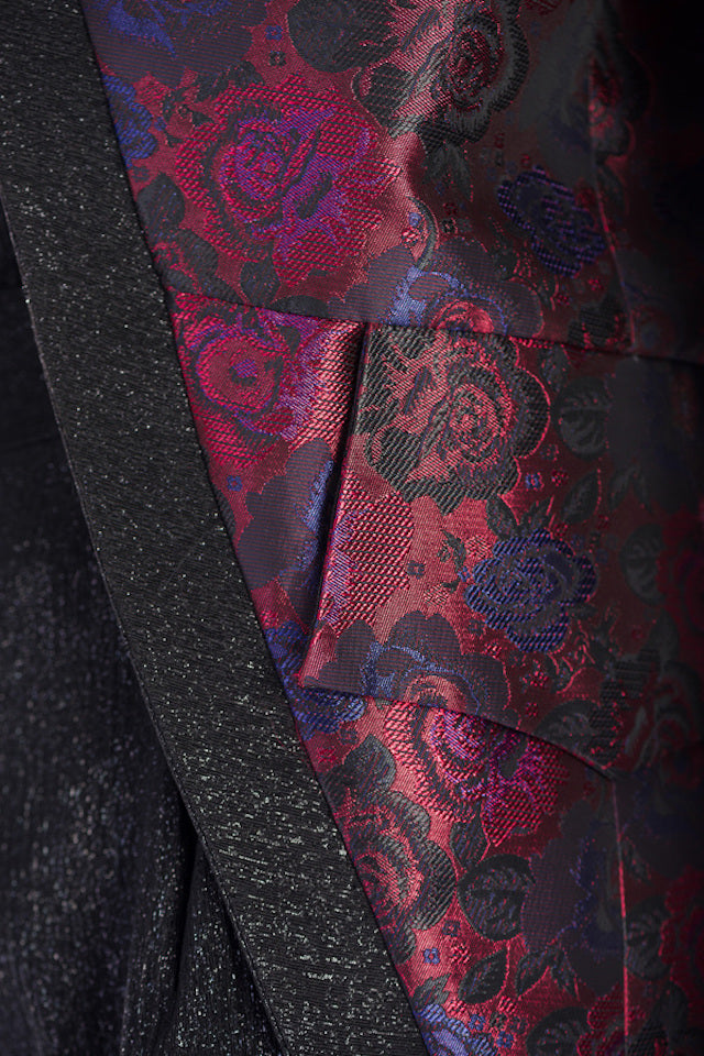 Jacquard tailcoat dark floral pattern Jacquard tailcoat dark floral pattern