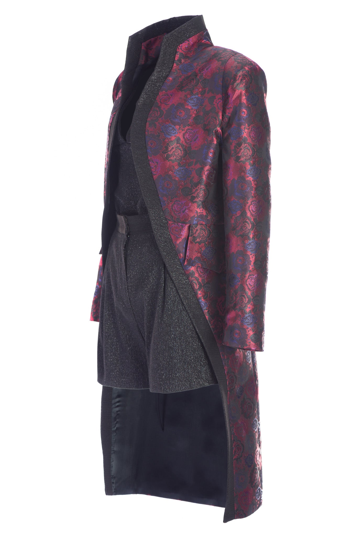 Jacquard tailcoat dark floral pattern Jacquard tailcoat dark floral pattern