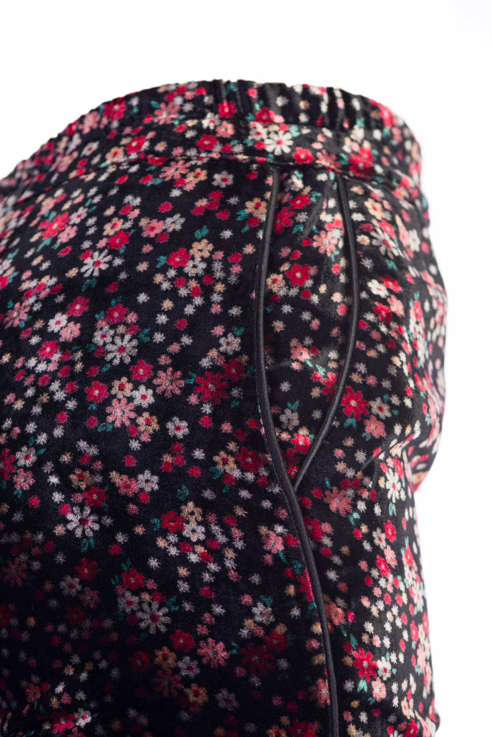 Luxury sports set Floral velvet Luxury sports set Floral velvet