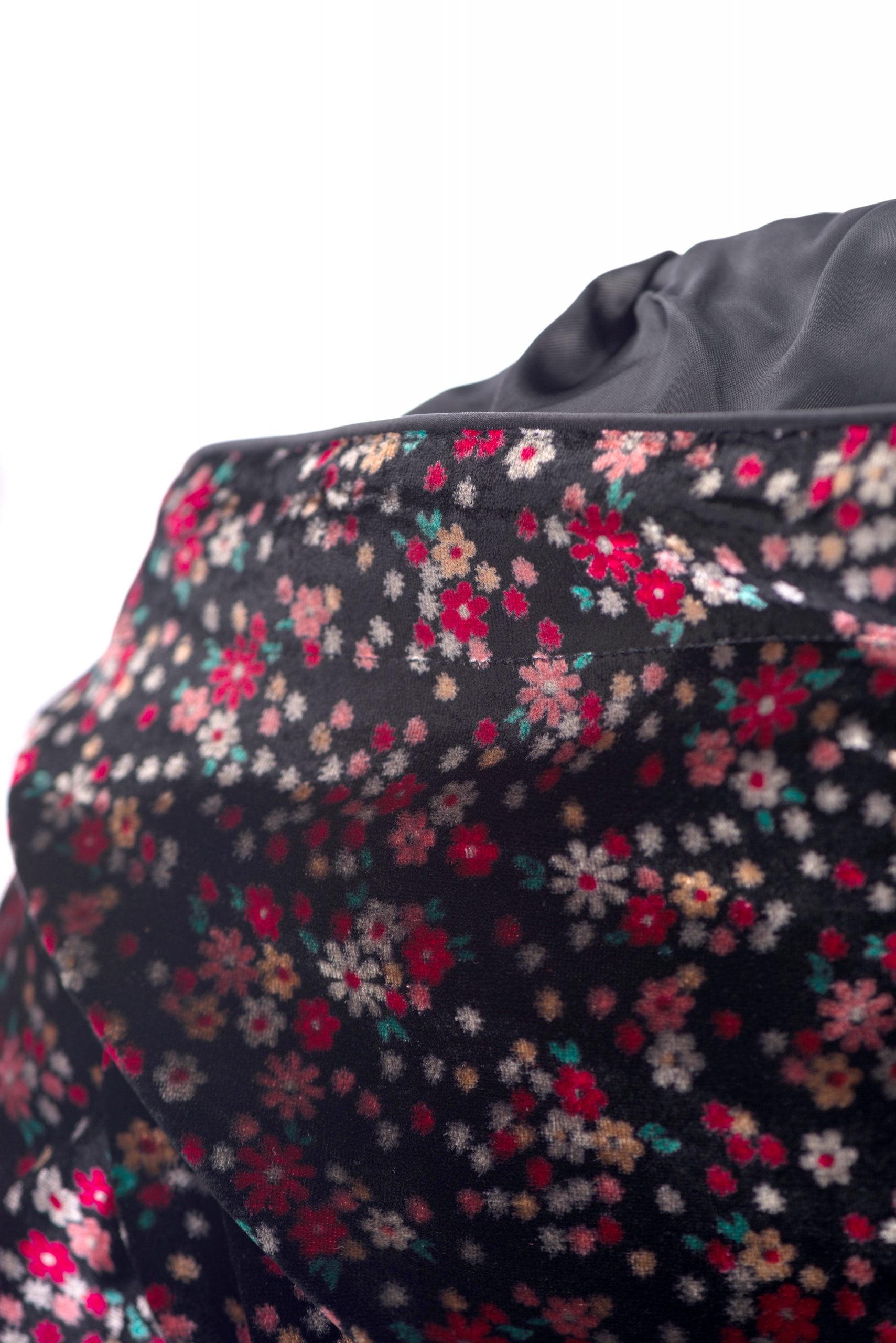 Luxury sports set Floral velvet Luxury sports set Floral velvet