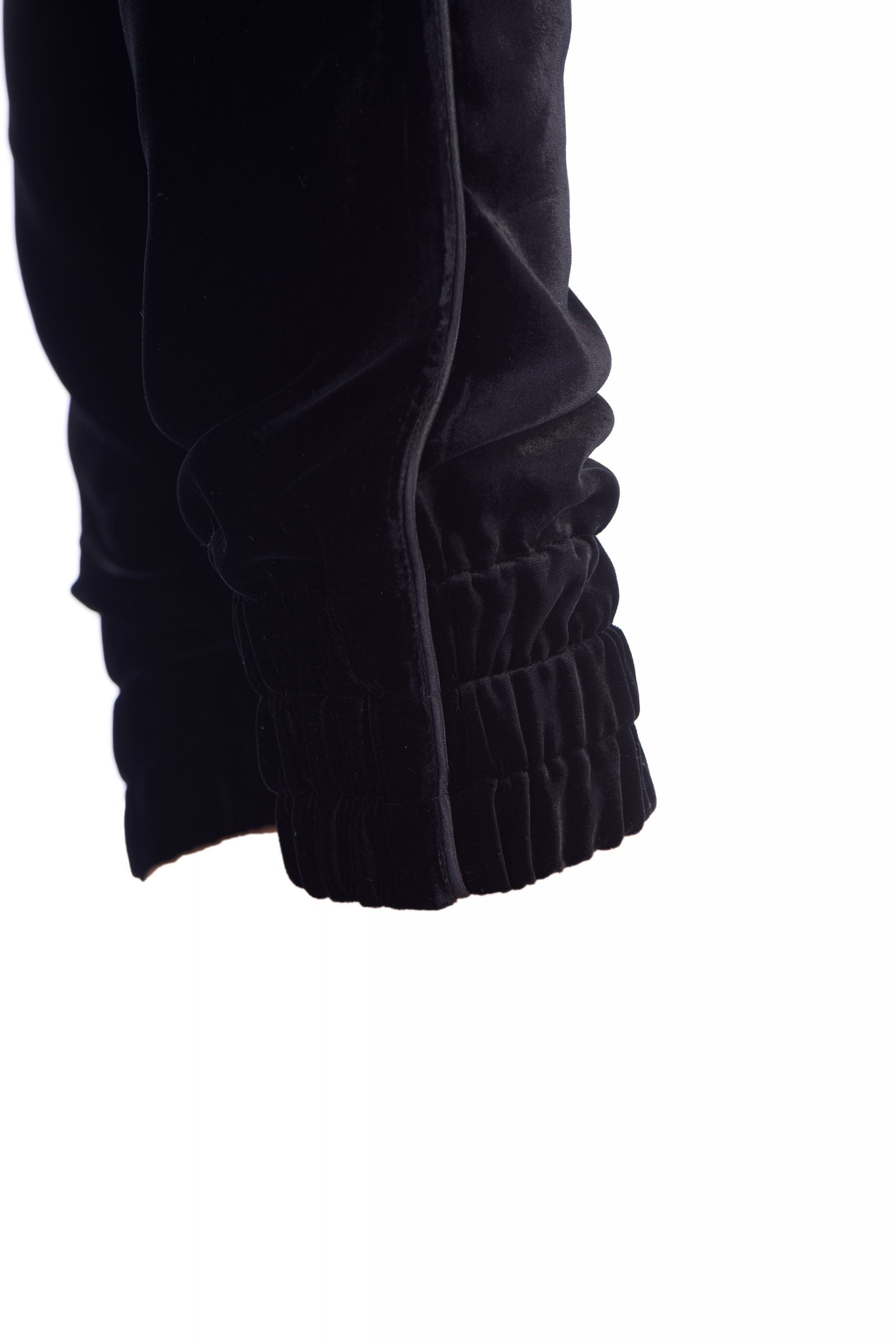Elegant sports set in black Elegant sports set in black