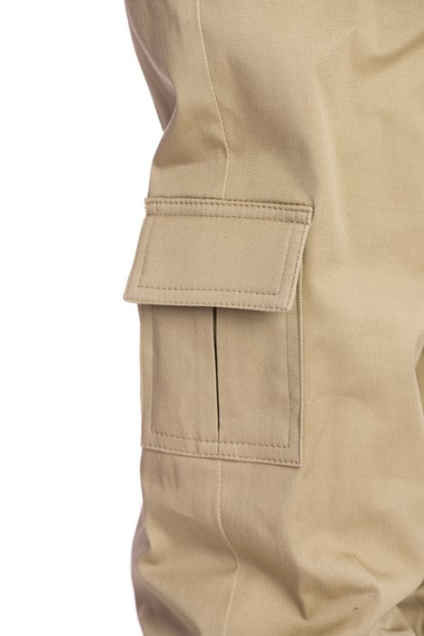 Cargo pants with detachable legs Cargo pants with detachable legs