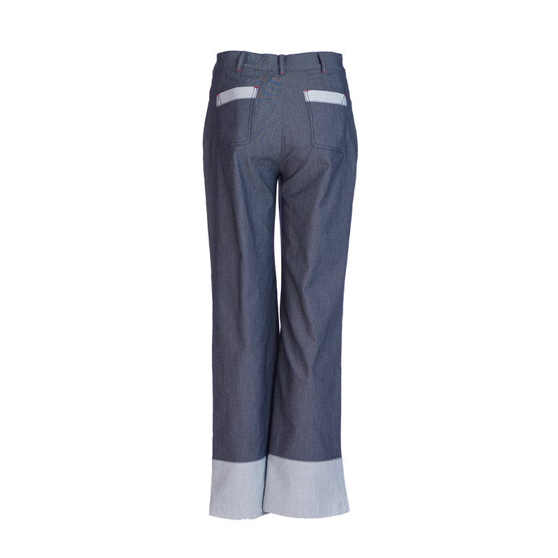 Straight trousers with wide hem in dark blue Straight trousers with wide hem in dark blue