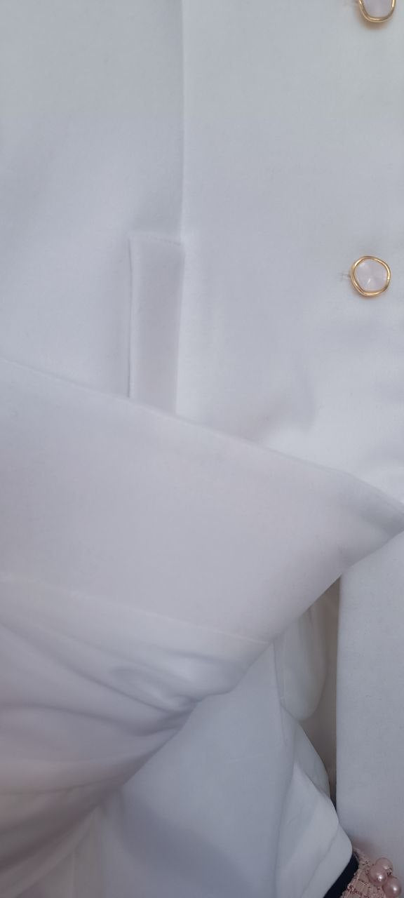Elegant White Collarless Semi-Wool Coat for Women Elegant White Collarless Semi-Wool Coat for Women