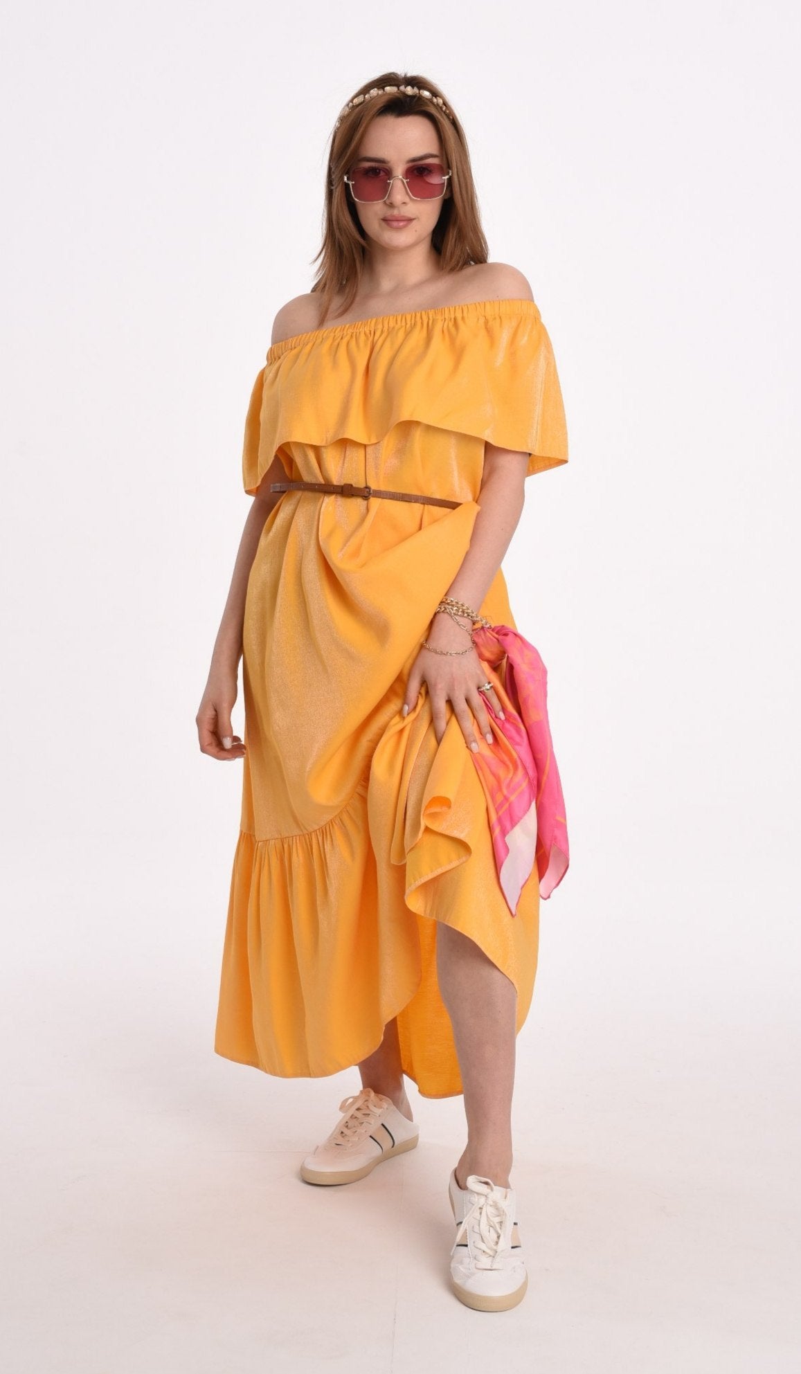 Sleeveless dress with a boat neckline in yellow viscose Sleeveless dress with a boat neckline in yellow viscose