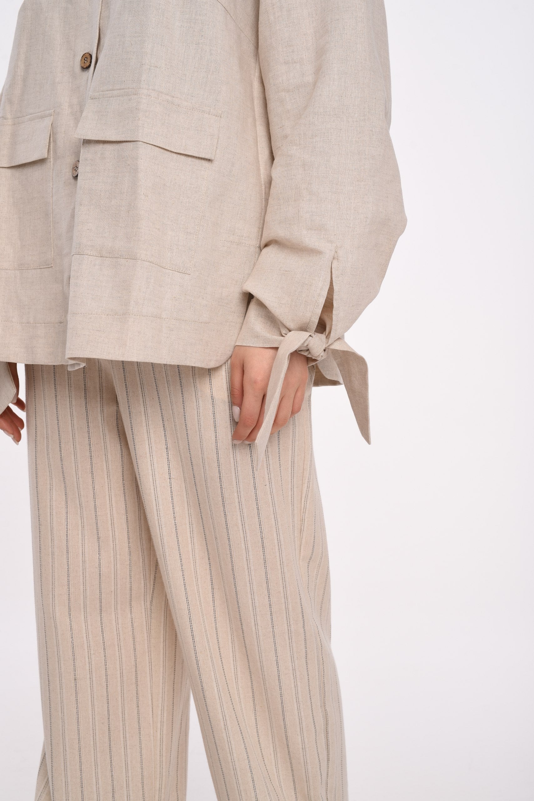 Linen jacket with ribbons on the sleeves Linen jacket with ribbons on the sleeves