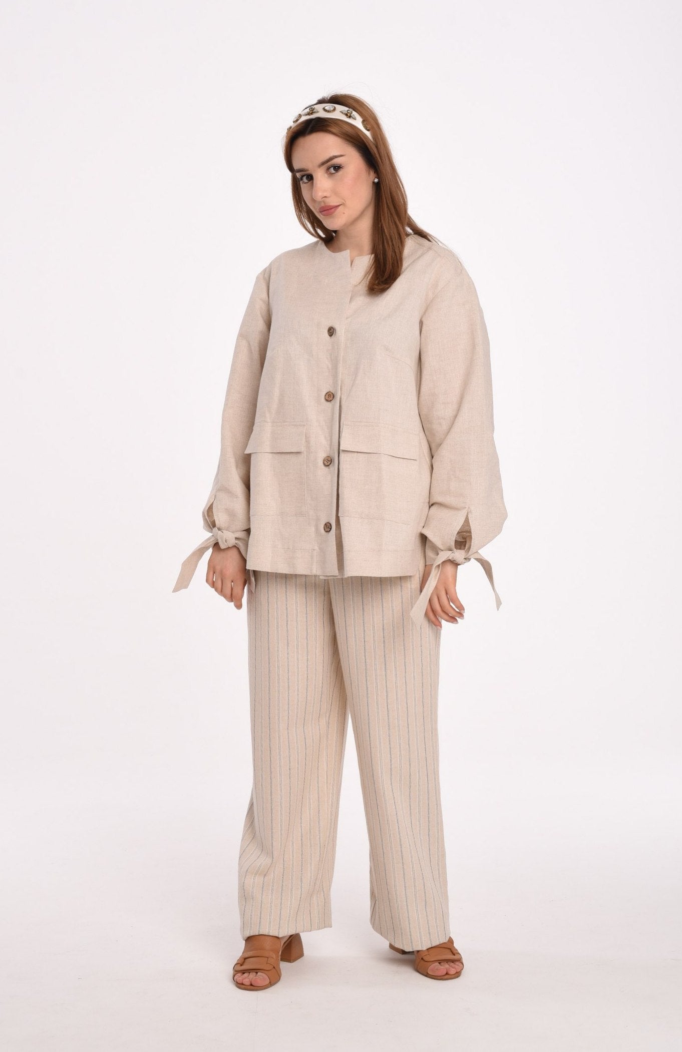 Linen jacket with ribbons on the sleeves Linen jacket with ribbons on the sleeves