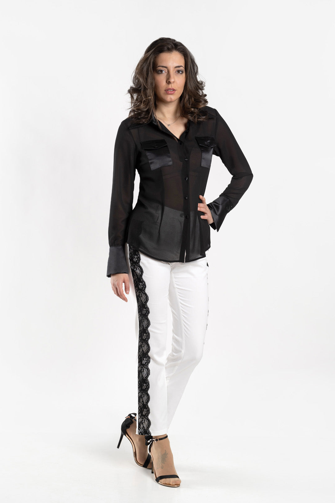 Straight trousers with black lace edging Straight trousers with black lace edging