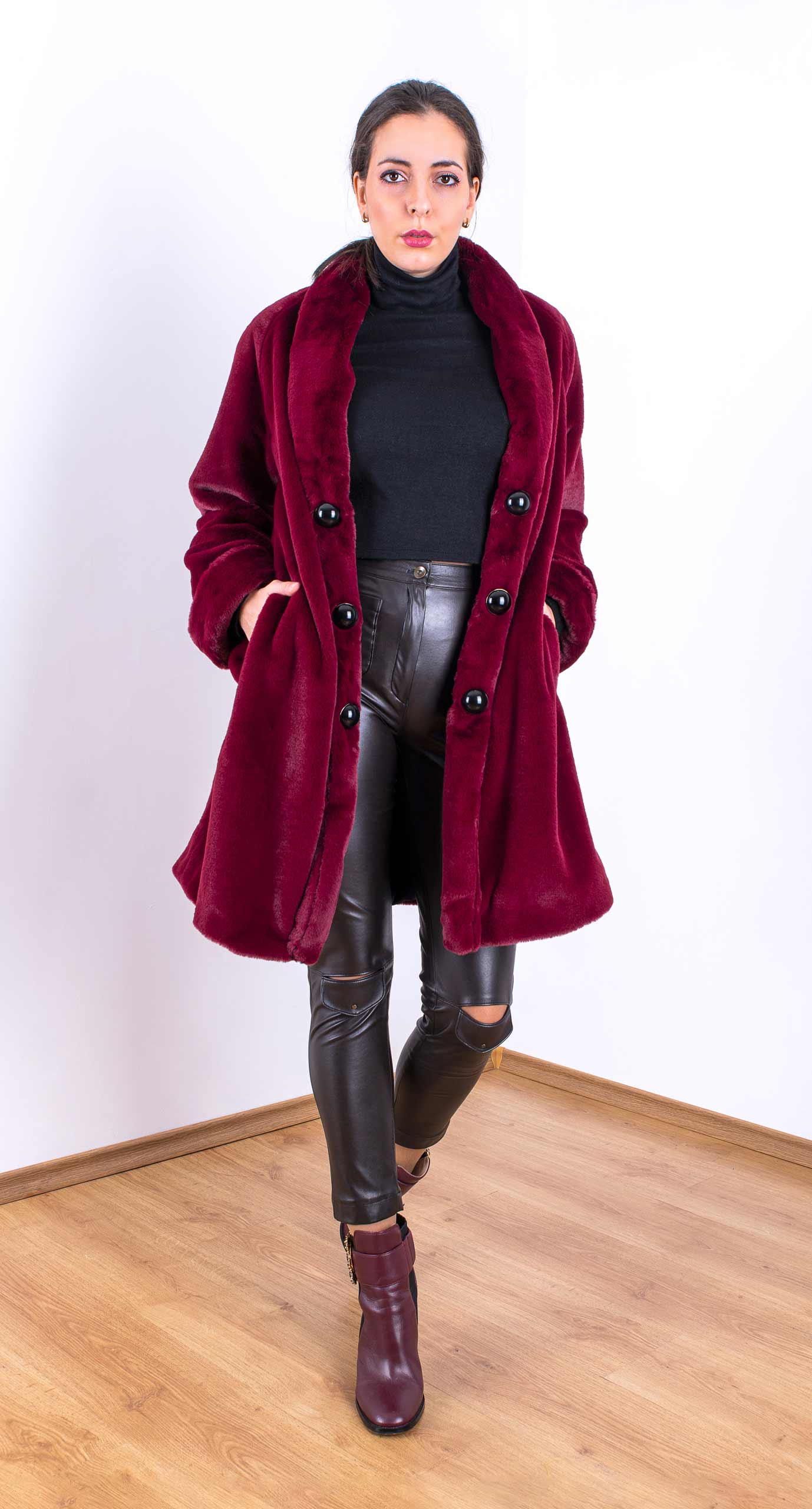 Coat with a long collar Coat with a long collar