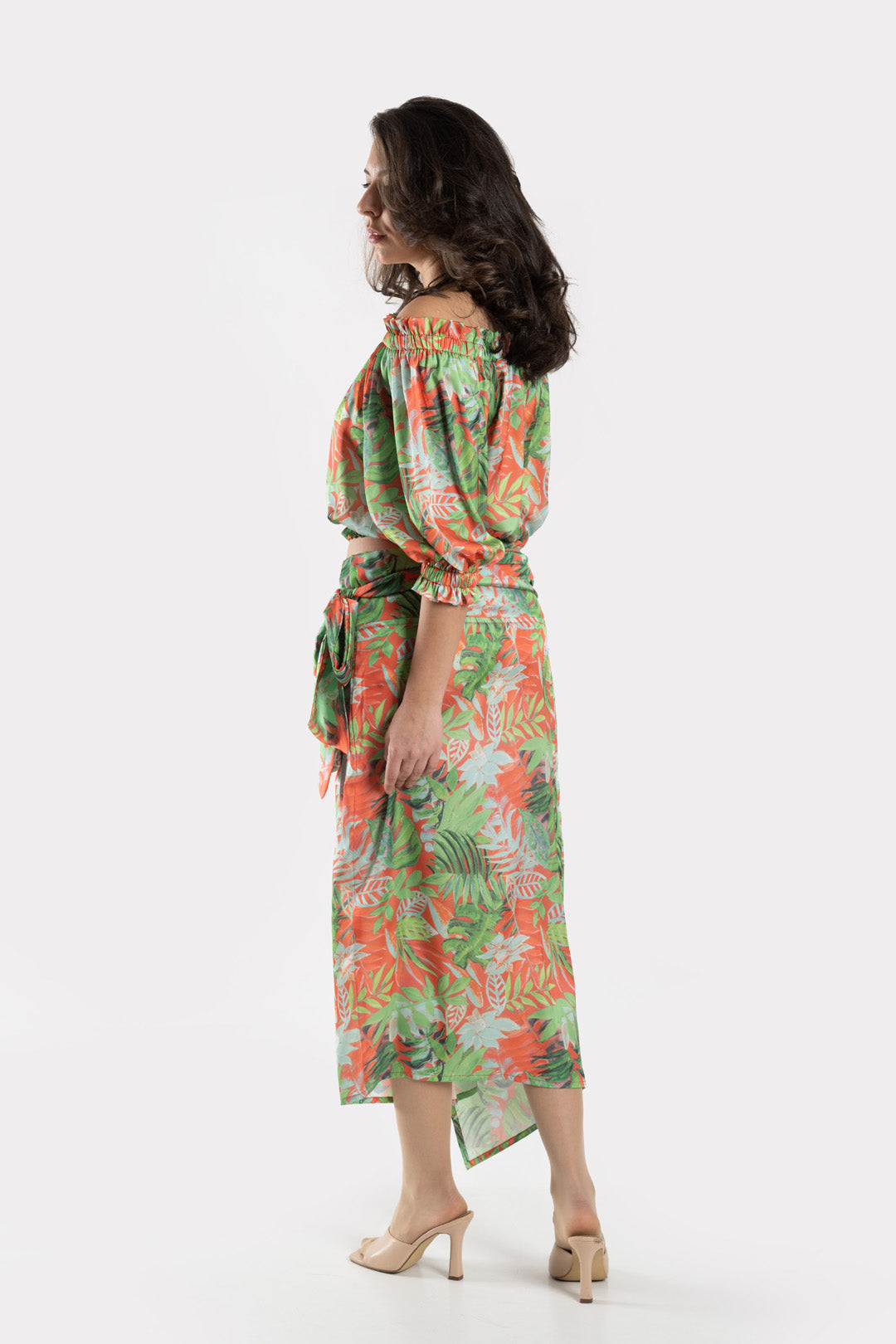 Satin Hugg me skirt in orange Satin Hugg me skirt in orange