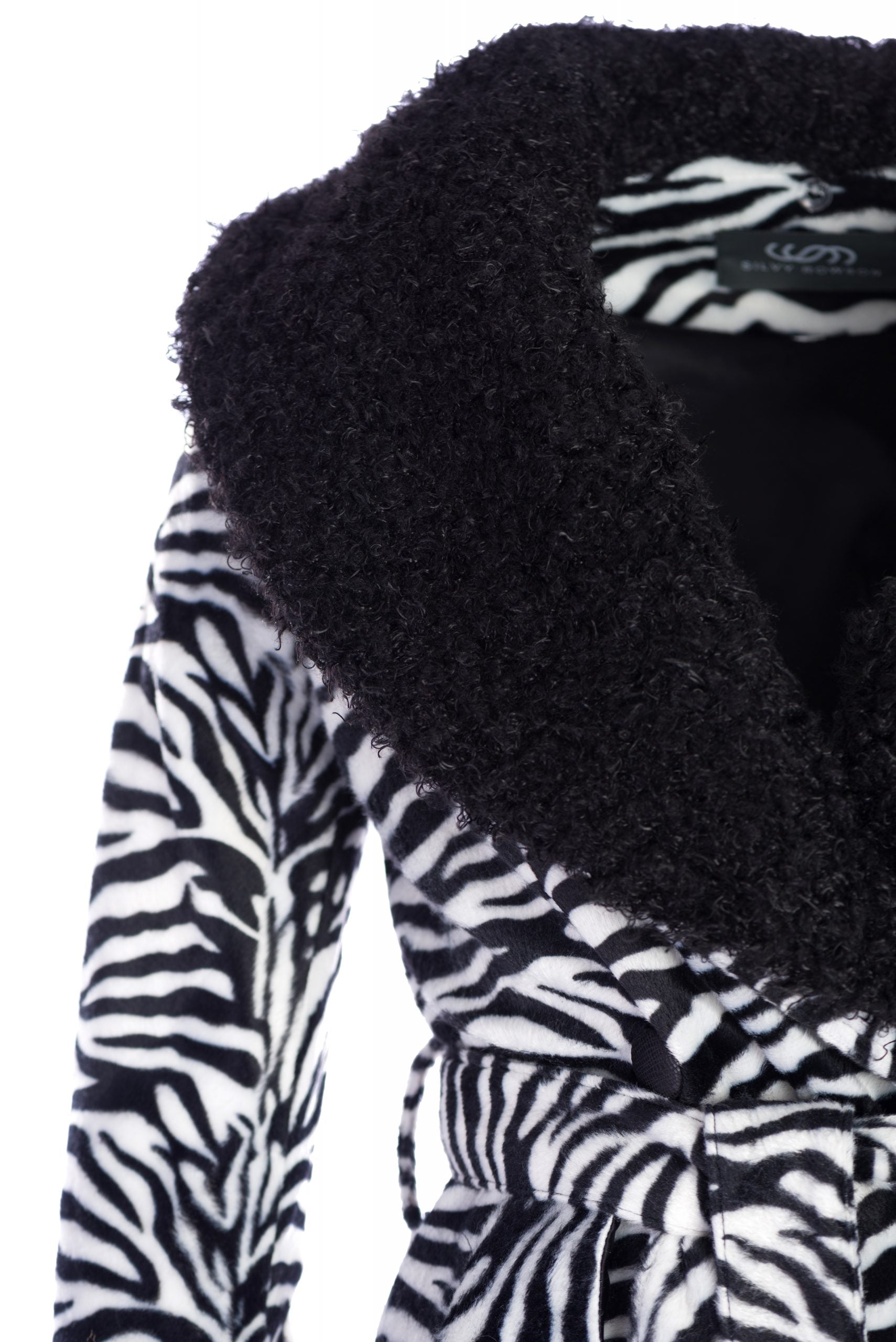 Cappotto doppiopetto con stampa zebrata Cappotto doppiopetto con stampa zebrata