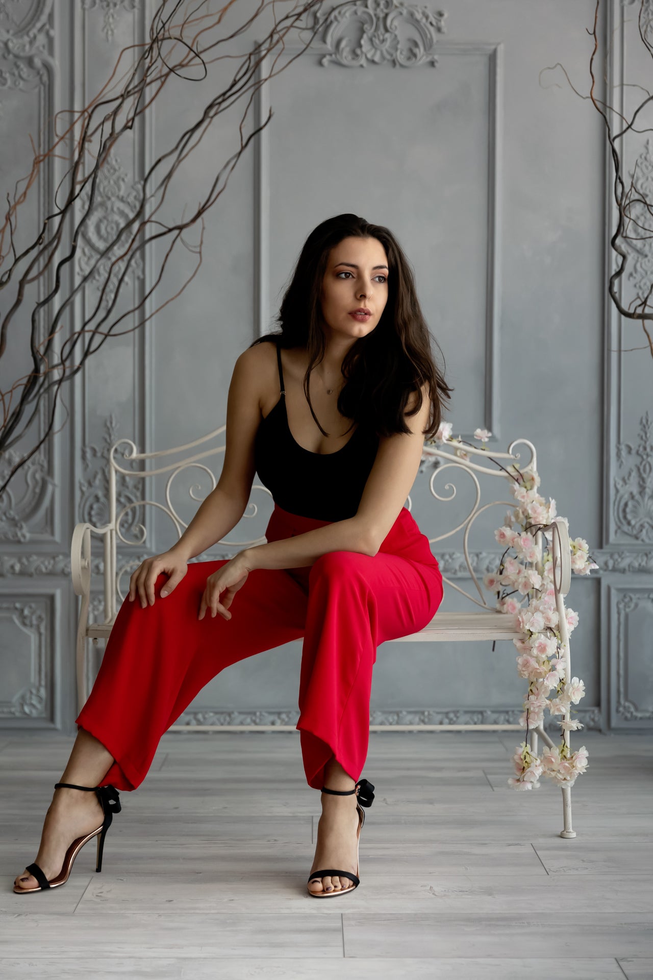 Wide-leg trousers in raspberry Wide-leg trousers in raspberry