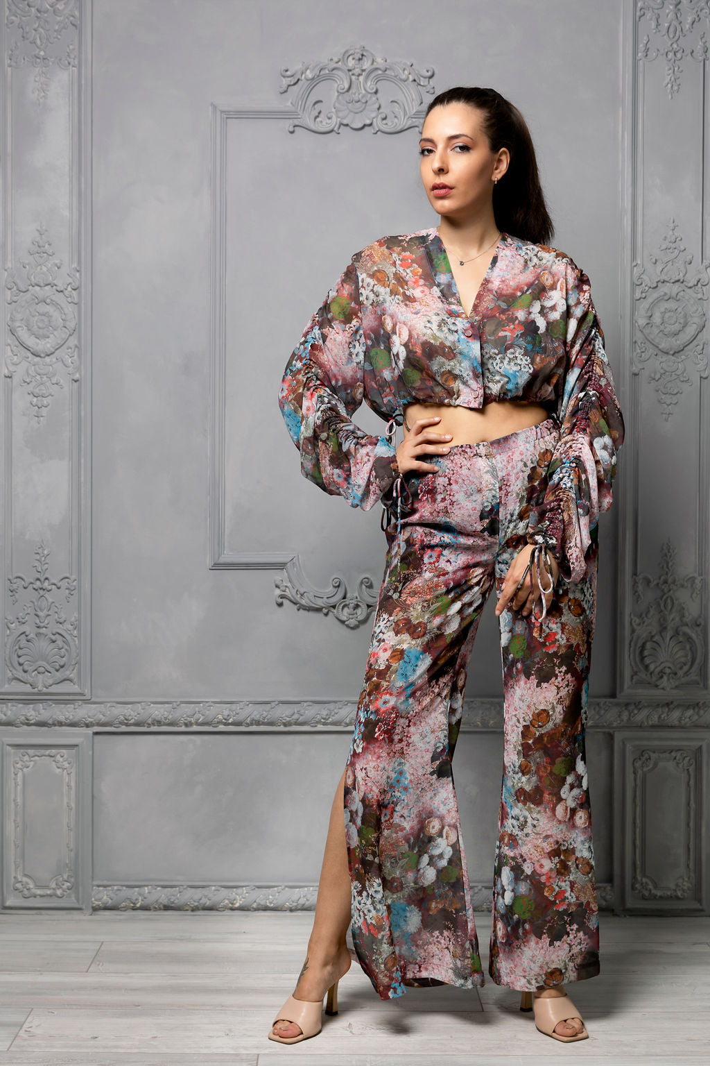 Wide-leg chiffon trousers multicoloured Wide-leg chiffon trousers multicoloured