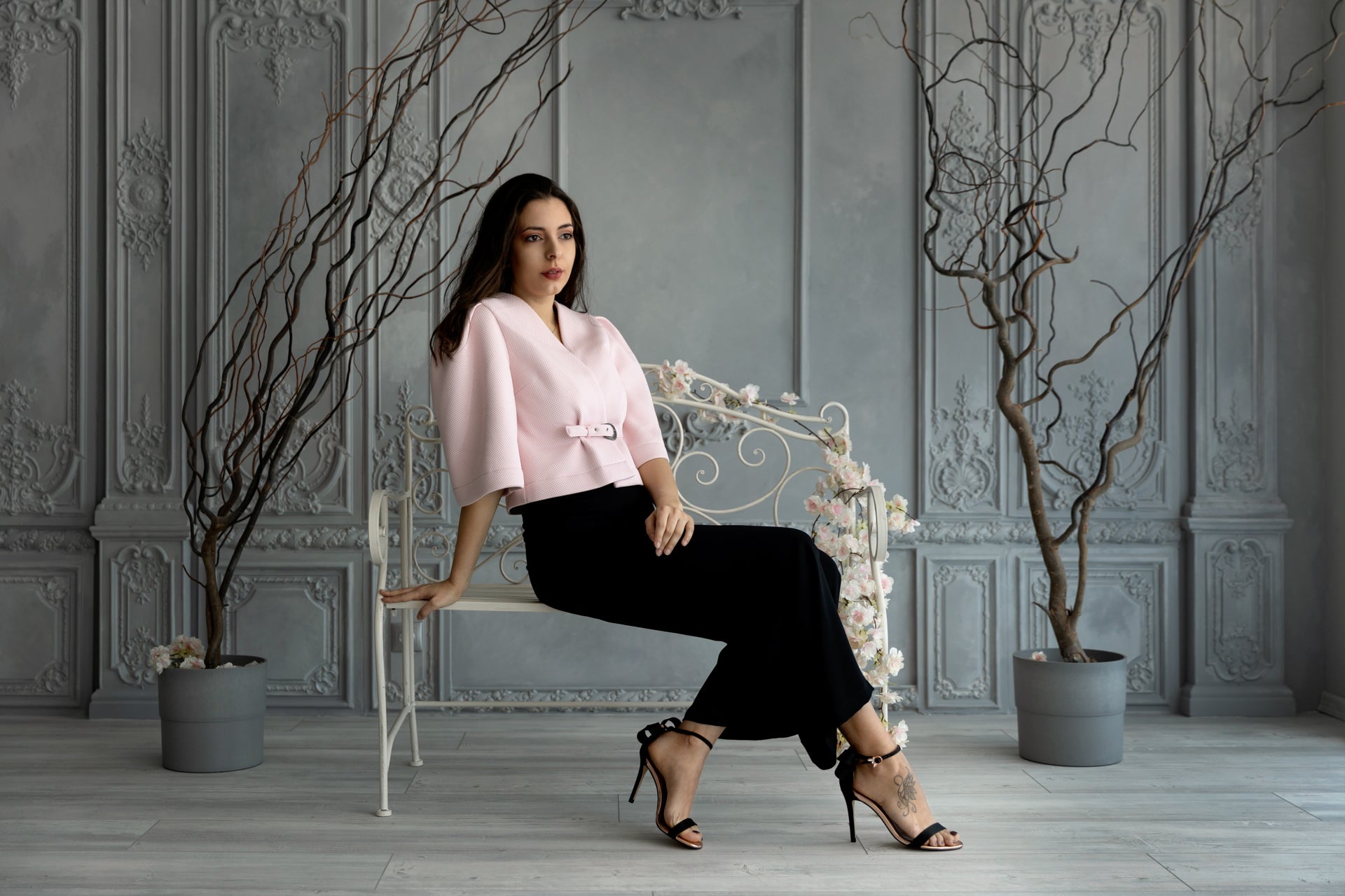 Wide-leg trousers in black Wide-leg trousers in black