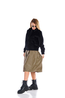 Middle-length skirt in Golden pepita