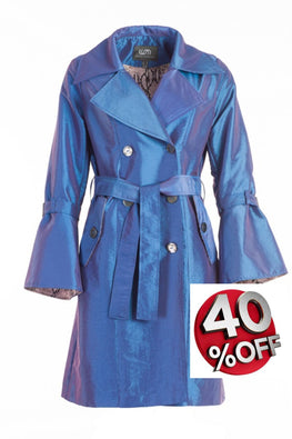 Raincoat with wide lapel in blue chameleon