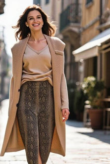 Пола в елегантен стил с животнксиии принт