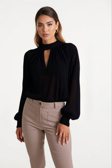 Blouse pleated