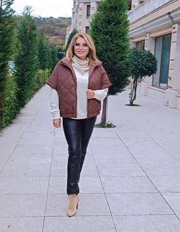 Pantaloni in ecopelle marrone