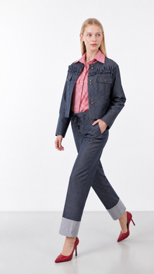 Short jacket with a curl on the front in dark blue