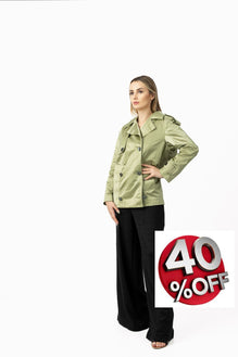 Raincoat with a short-length in Green satin