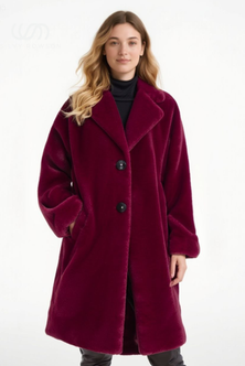 Coat with a long collar