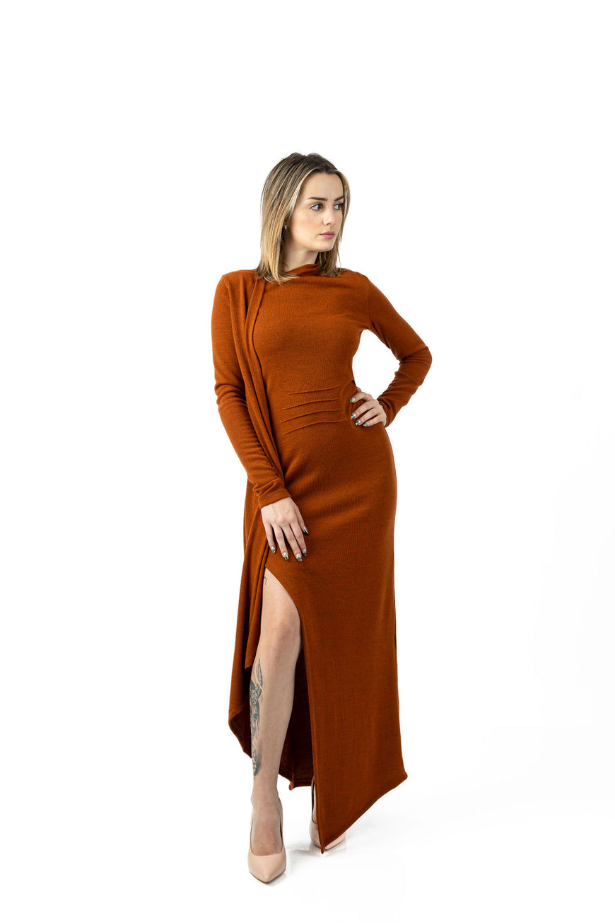 Dress in rusty brown knit