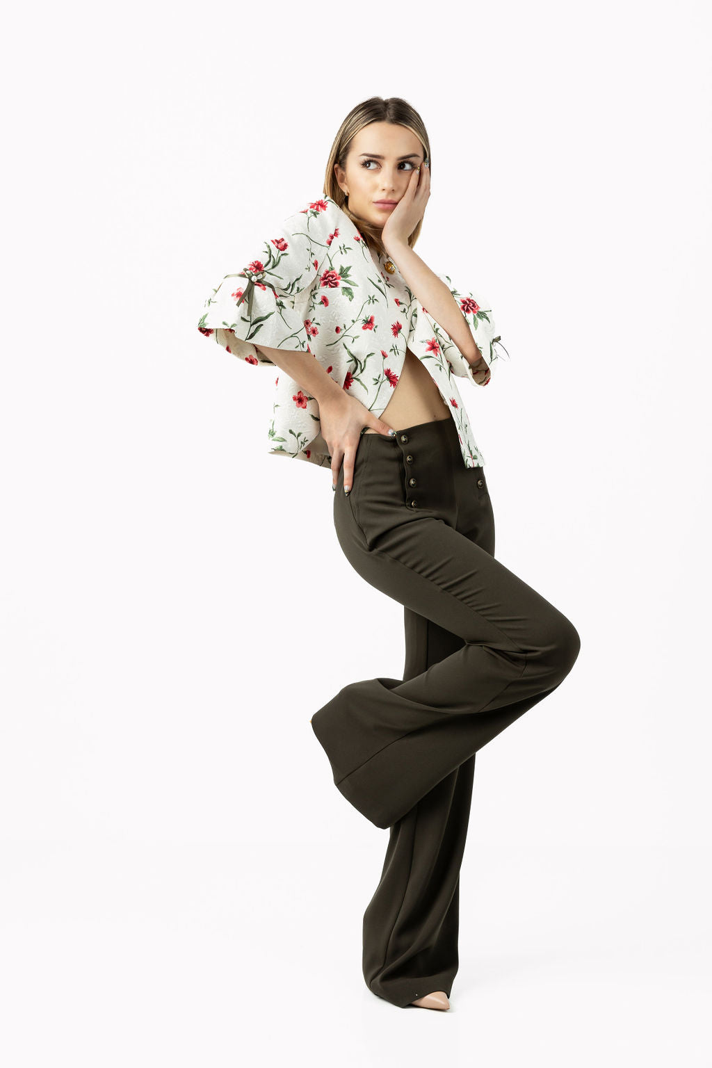 Wide-leg trousers in green – Front view – Silvy Rowson