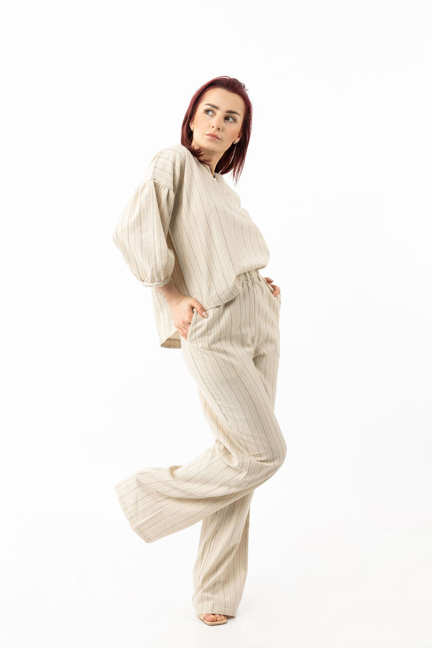 Wide-leg linen trousers in beige